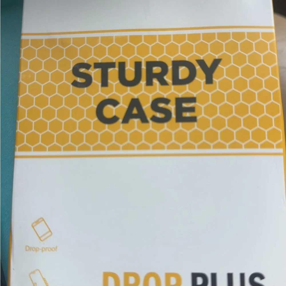 (1of2)Sturdy Army Green for a IPhone 13ProMax Phone Case asking $20